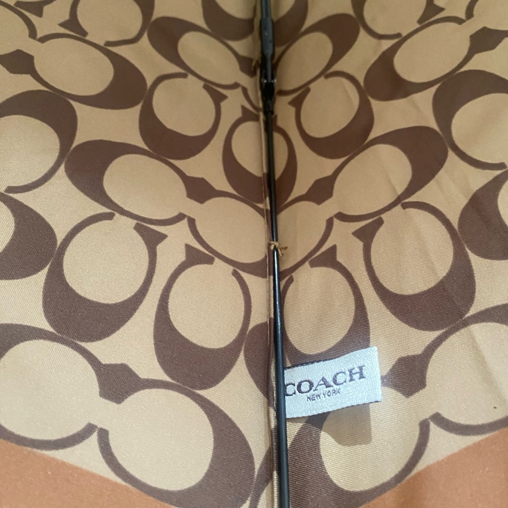 COPY - Coach umbrella - Picture 7 of 7